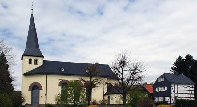 St. Laurentius-Kirche in Hohkeppel