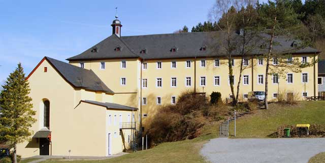 Blick auf das ehemalige Kloster Marienthal