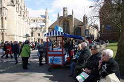 Platz neben dem Minster