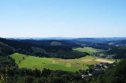 Blick vom Höhenring auf Oberndorf und Helberhausen