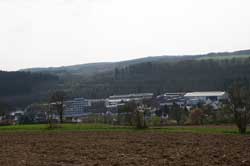 Blick vom Rundwanderweg auf Achenbach Buschhütten