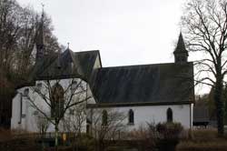 Pfarrkirche St. Johannes der Täufer in Herrenstrunden