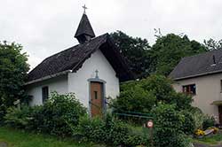 Die Kapelle zu Ehren der Mutter Gottes und der heiligen Agatha in Honscheid