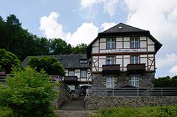 Waldgasthaus „Löwenburger Hof“