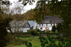 Gutshof in Alt-Wormbach