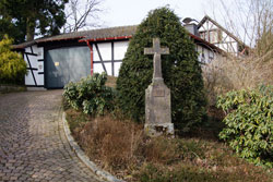 Wegkreuz an der Mendter Straße im Ortsteil Oberscheid