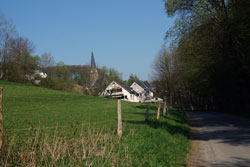 Blick auf das Kirchdorf Olpe