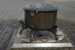 Der Odenthaler Hexenbrunnen