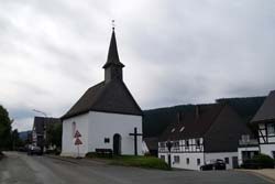 Die Kapelle St. Agatha und St. Gertrudis in Oberfleckenberg