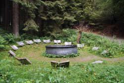 Skulptur Hexenkessel am Hexenplatz in der Lüttmecke