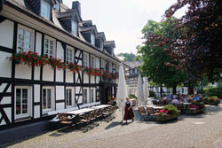 Outdoorgastronomie Landgasthof Schütte in Oberkirchen