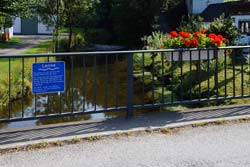 Die Lennebrücke im Dorf Lenne