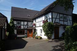 Fachwerkgebäude in Oberhenneborn