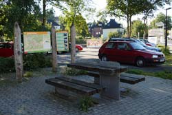 Start und Ziel der Arnsberger Aussichtsroute ist das Wanderportal am Bahnhof