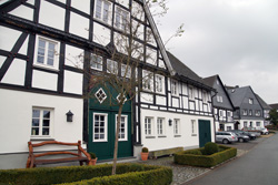 Ackerbürgerhaus aus dem Jahre 1741 an der Stadtmauer in Eversberg