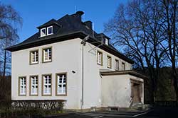 Die ehemalige Volksschule (Alte Schule)