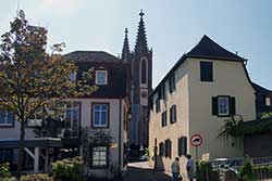 Blick zum Rheingauer Dom